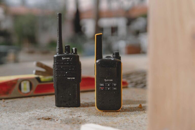 Talkie-walkie ou smartphone robuste